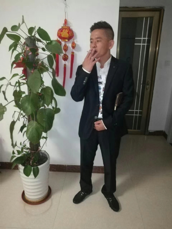 男人三十而立的第二张照片--大庆相亲服务中心