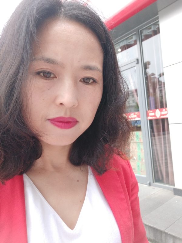 枫叶飘零的第一张照片--大庆相亲服务中心