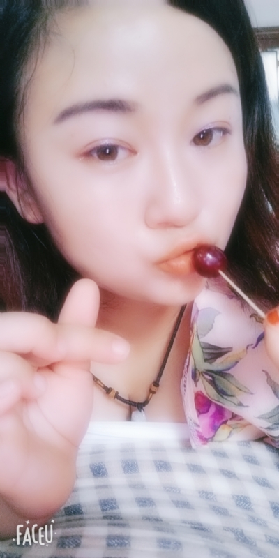霸气璐妞的第一张照片--大庆相亲服务中心
