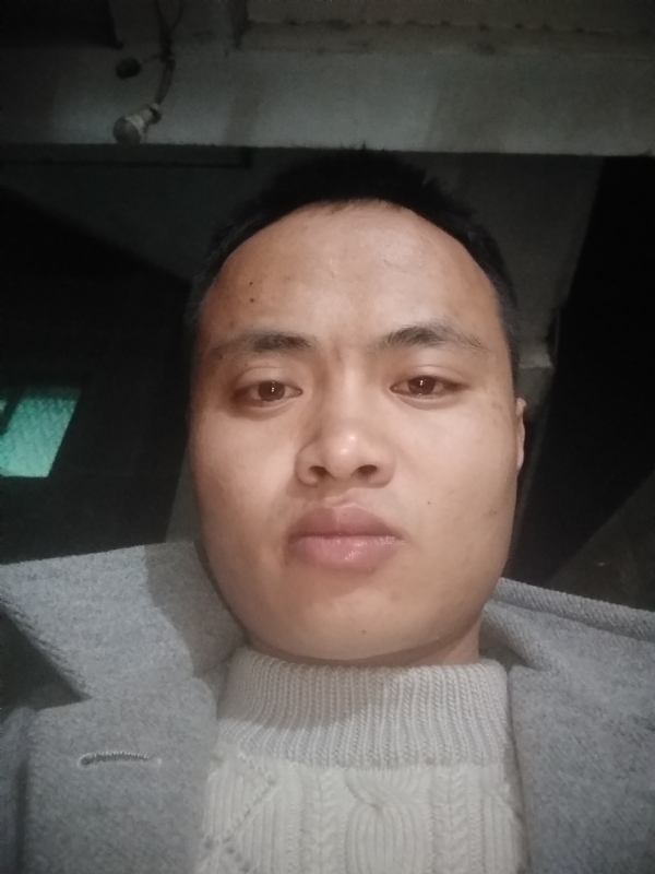 小磊的第一张照片--大庆相亲服务中心