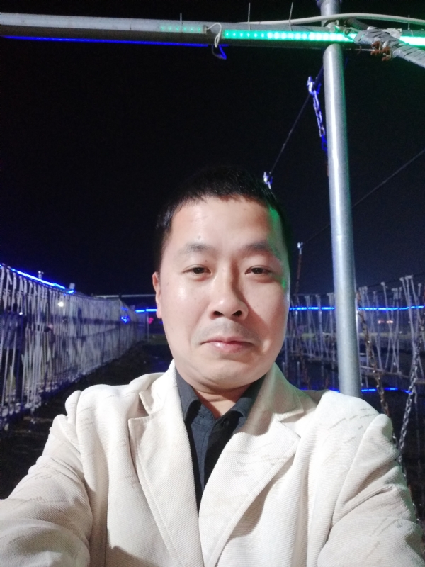 阿峰的第一张照片--大庆相亲服务中心