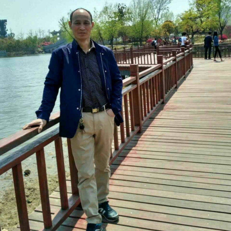 大随帅哥的第一张照片--大庆相亲服务中心
