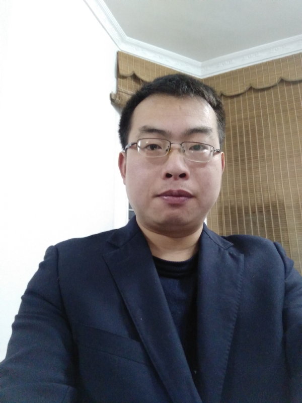 简单爱的第一张照片--大庆相亲服务中心