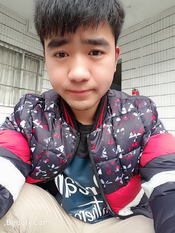 梦回少年的第一张照片--大庆相亲服务中心