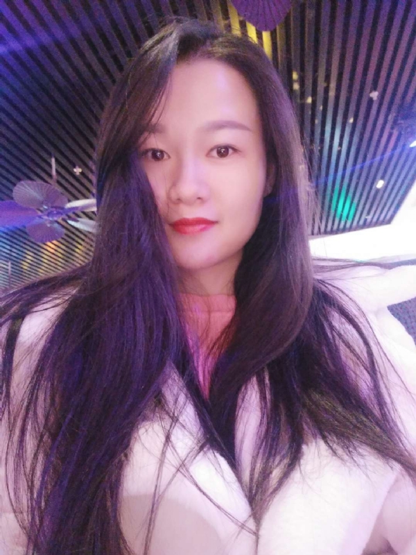 婉瑩的第三张照片--大庆相亲服务中心