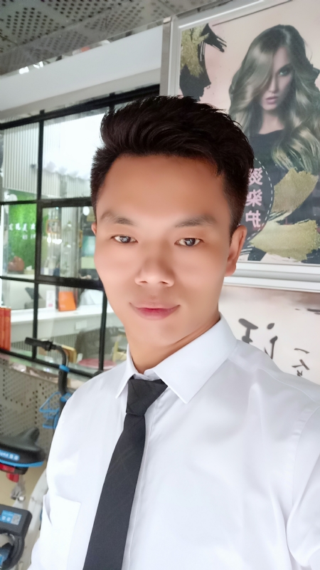 阳光男士的第一张照片--大庆相亲服务中心