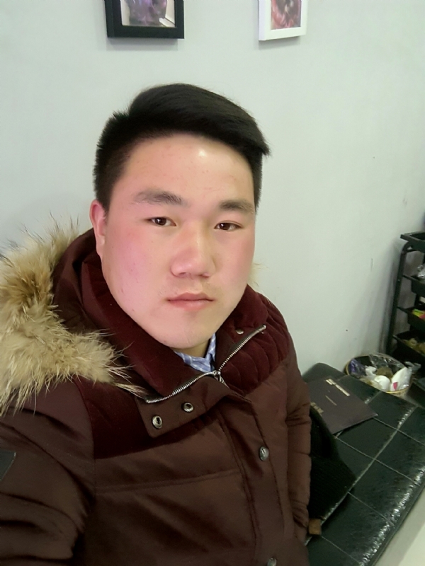 小飞的第一张照片--大庆相亲服务中心