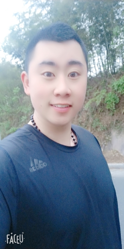 帅小伙的第一张照片--大庆相亲服务中心