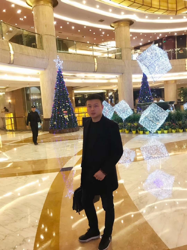 够钟的第一张照片--大庆相亲服务中心