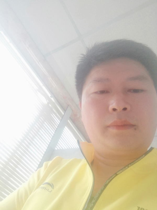 山男的第一张照片--大庆相亲服务中心
