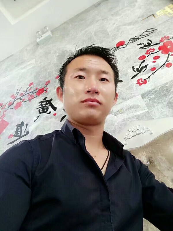 系咯在的第二张照片--大庆相亲服务中心