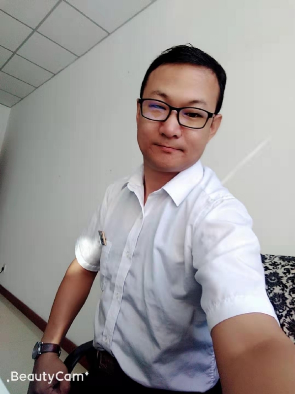 小飞的第一张照片--大庆相亲服务中心