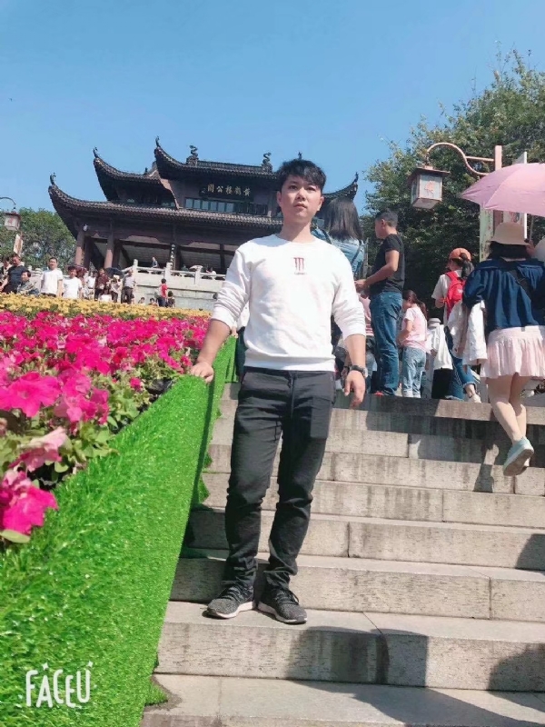 坦然的第二张照片--大庆相亲服务中心