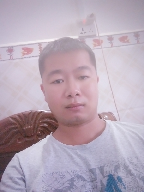 心雨的第一张照片--大庆相亲服务中心