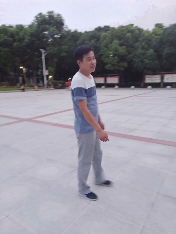 一笑的第一张照片--大庆相亲服务中心
