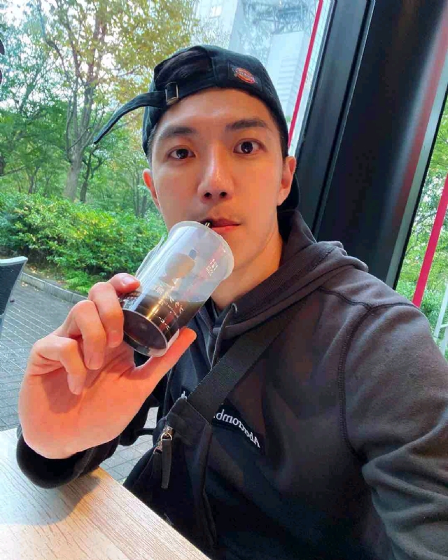 苏天奇的第一张照片--大庆相亲服务中心