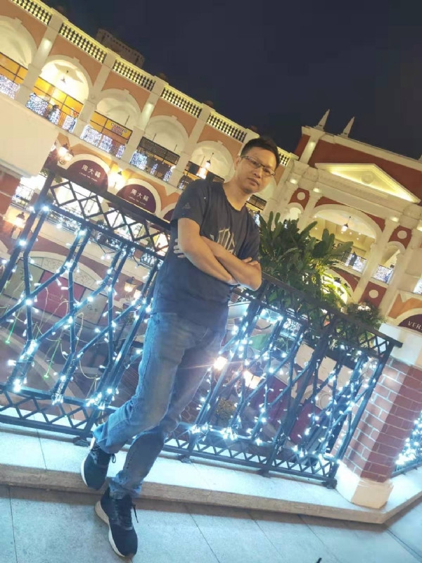 落单恋人的第一张照片--大庆相亲服务中心