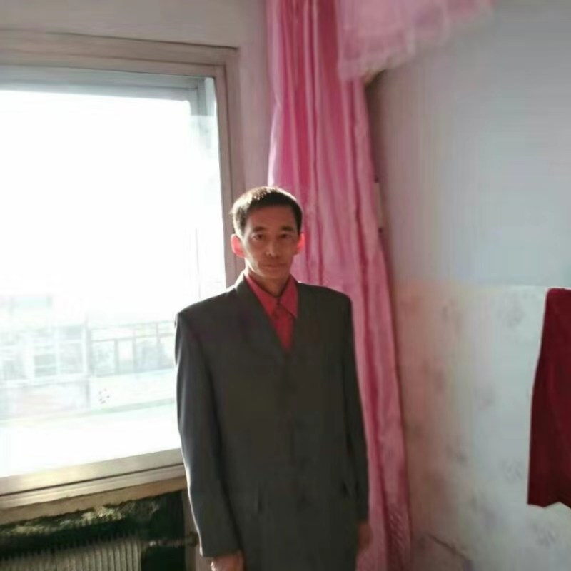 阳光明媚的第一张照片--大庆相亲服务中心