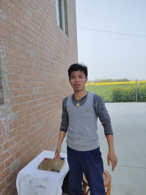 雷的第一张照片--大庆相亲服务中心