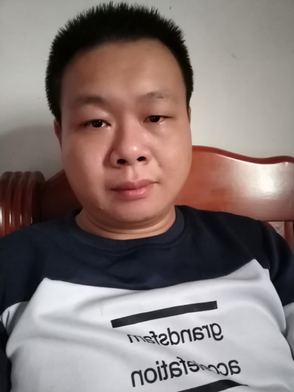 飞的第一张照片--大庆相亲服务中心