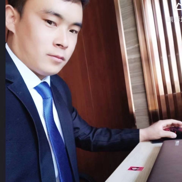 会哭的幸福的第一张照片--大庆相亲服务中心