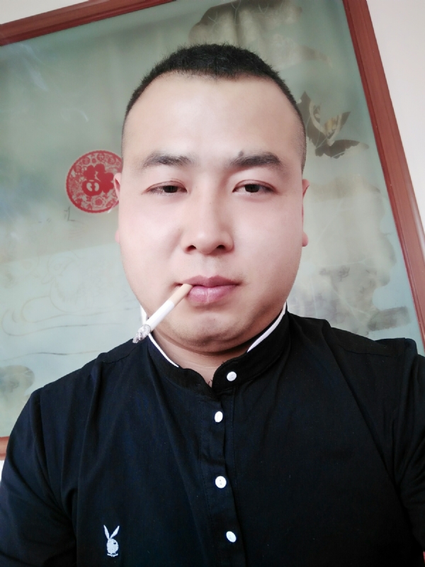 贰爺的第一张照片--大庆相亲服务中心