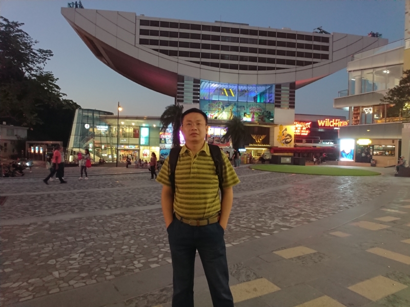 人间四月天的第一张照片--大庆相亲服务中心