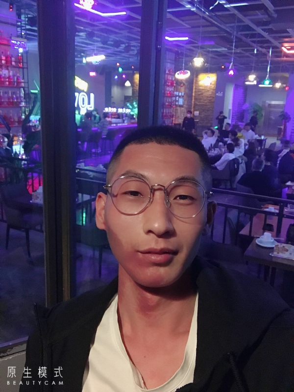 东北小伙的第一张照片--大庆相亲服务中心