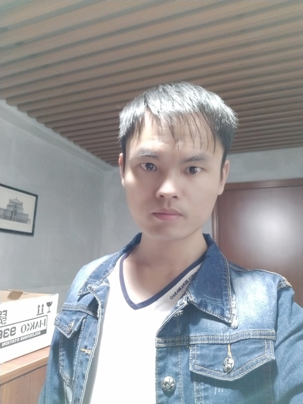 阿信的第一张照片--大庆相亲服务中心