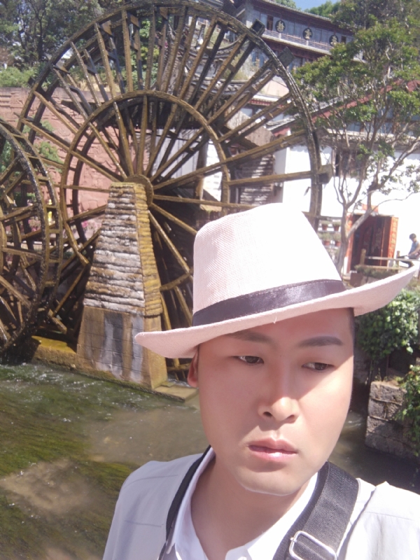 曲靖相亲的第一张照片--大庆相亲服务中心