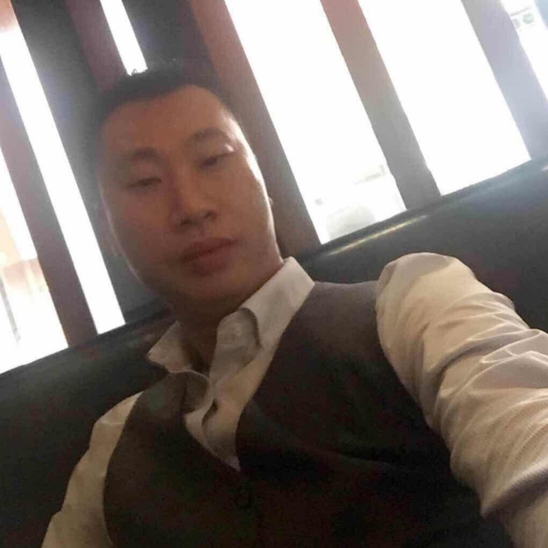 陈威的第一张照片--大庆相亲服务中心