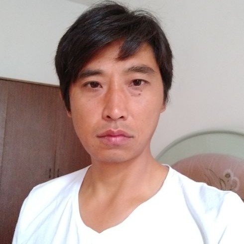 莞尔一笑的第一张照片--大庆相亲服务中心