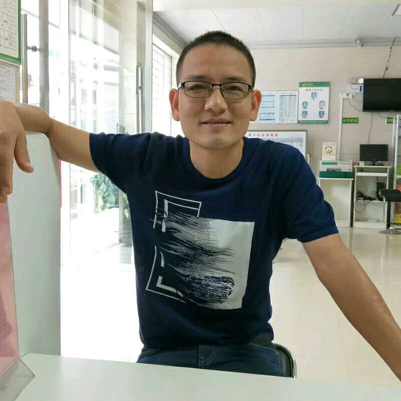 人生就像高尔夫的第一张照片--大庆相亲服务中心