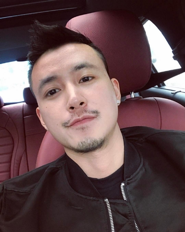 隆刘的第一张照片--大庆相亲服务中心