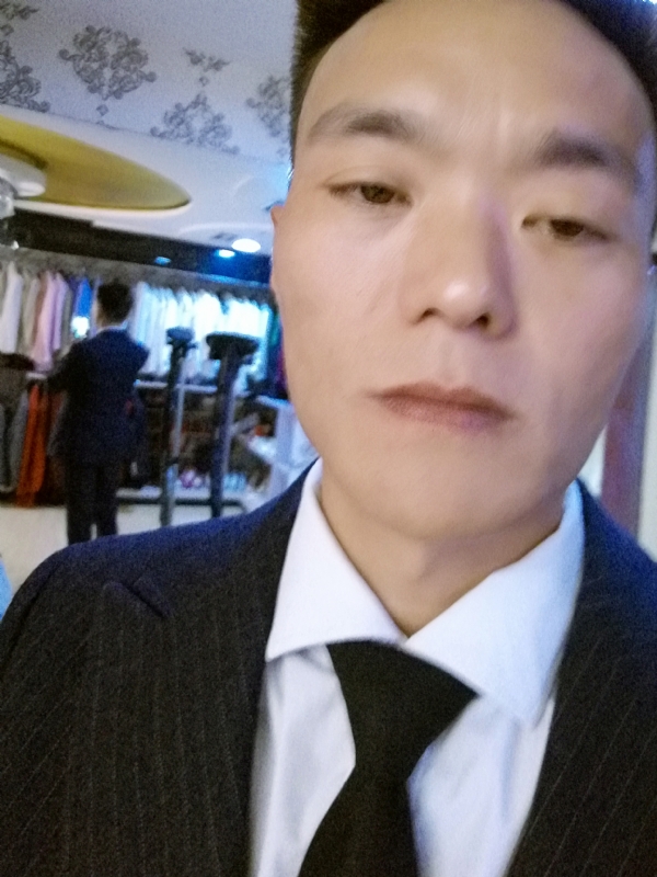 醉酒的蝴蝶的第二张照片--大庆相亲服务中心