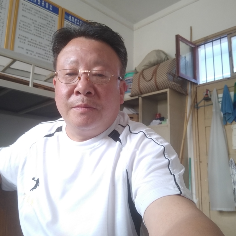 咣次次的第一张照片--大庆相亲服务中心