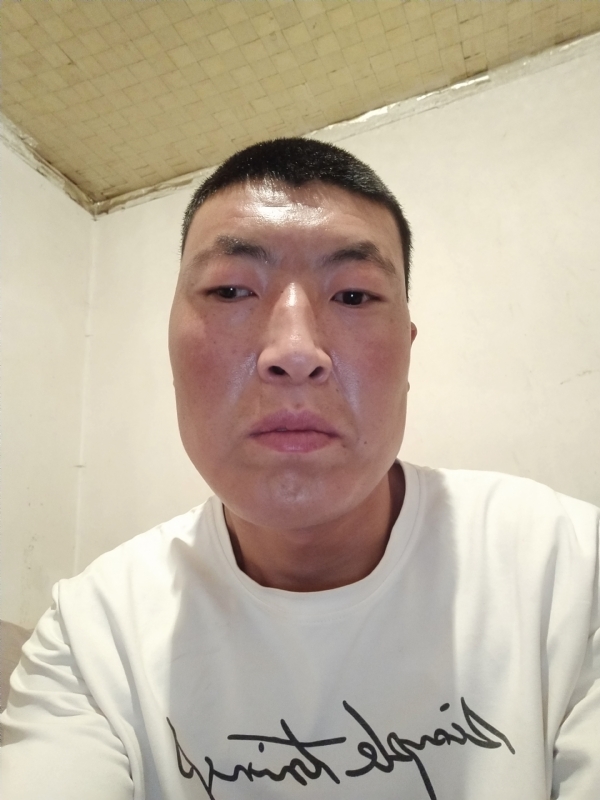 只为遇见你的第二张照片--大庆相亲服务中心