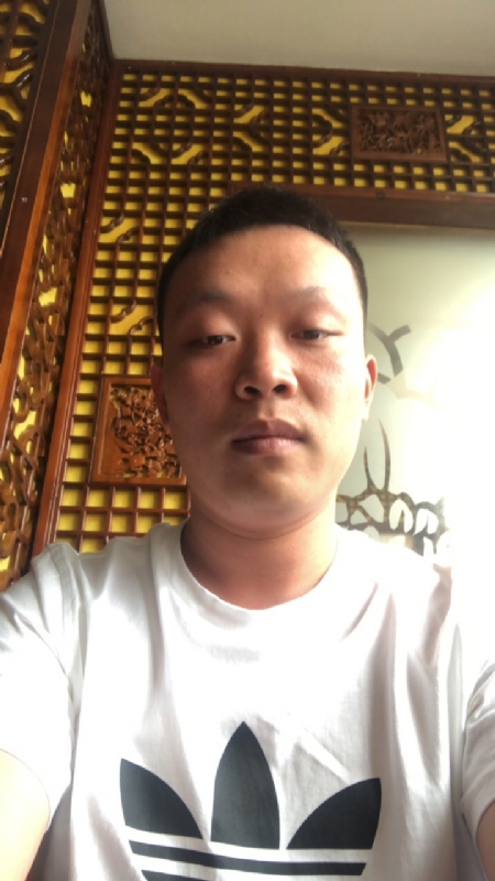 唐子龙的第一张照片--大庆相亲服务中心