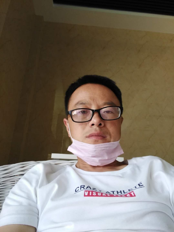 小马奔腾的第一张照片--大庆相亲服务中心
