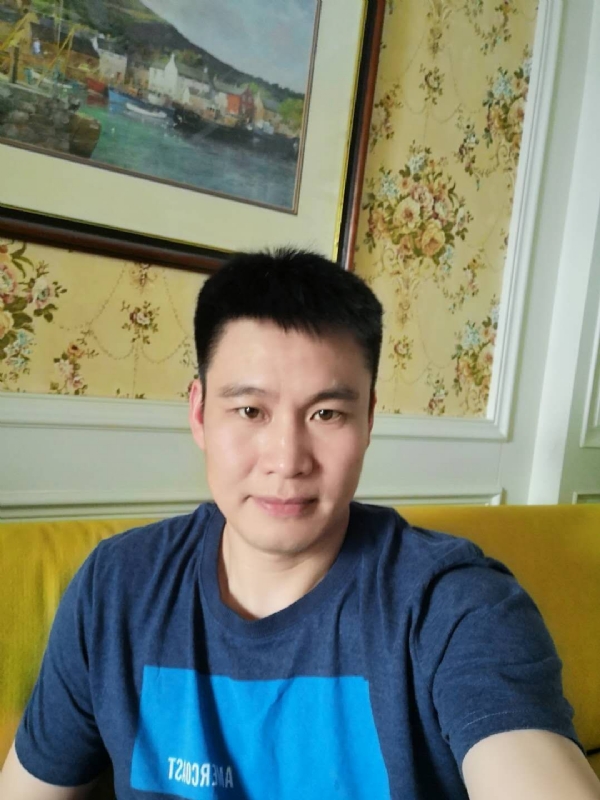 阳光灿烂的第二张照片--大庆相亲服务中心
