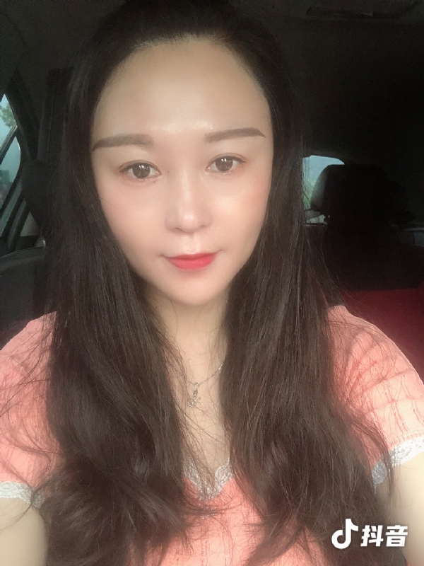 云云的第一张照片--大庆相亲服务中心