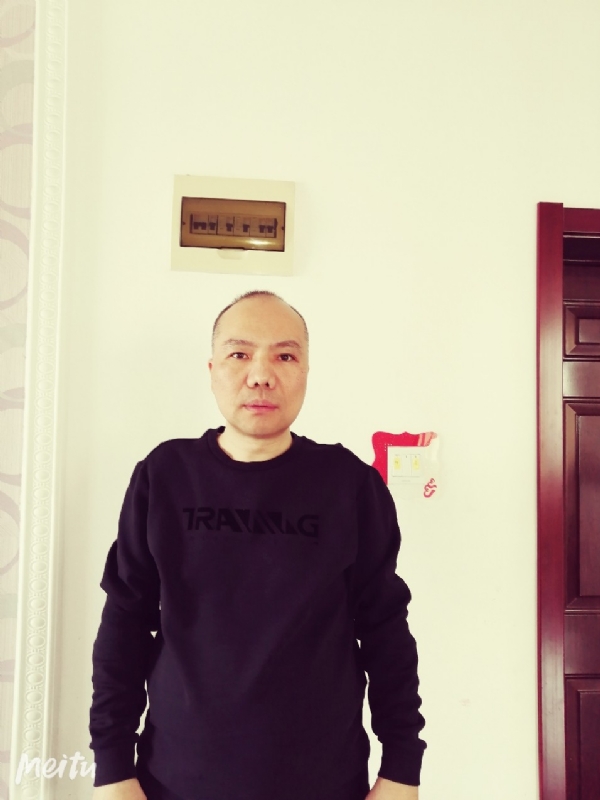 酒香四溢的第三张照片--大庆相亲服务中心