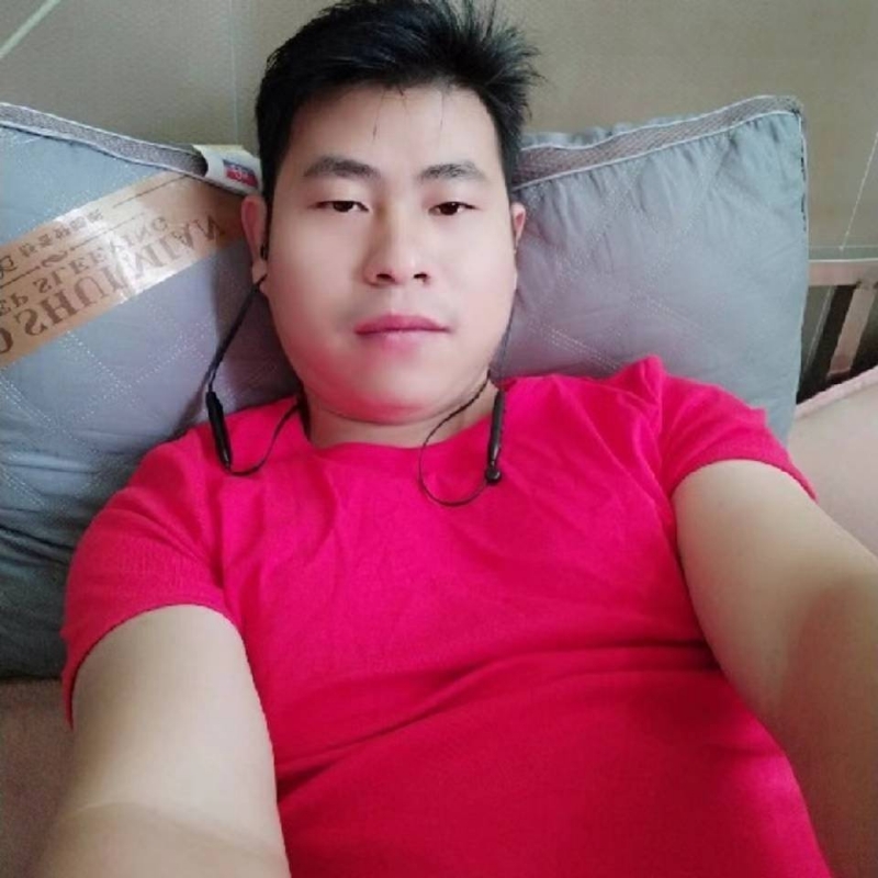 李强的第一张照片--大庆相亲服务中心