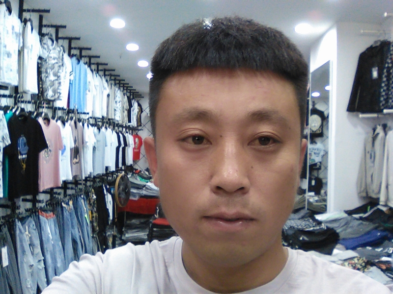 冰冷的心的第二张照片--大庆相亲服务中心