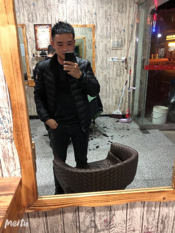 知足常乐的第三张照片--大庆相亲服务中心