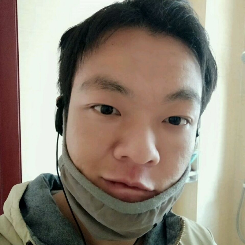 泡沫哭泣的第一张照片--大庆相亲服务中心