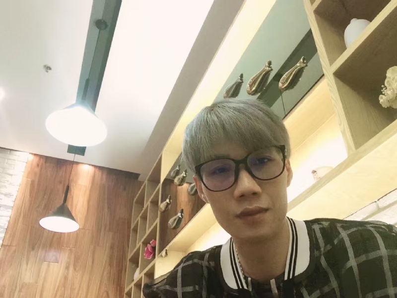 黄峰的第一张照片--大庆相亲服务中心