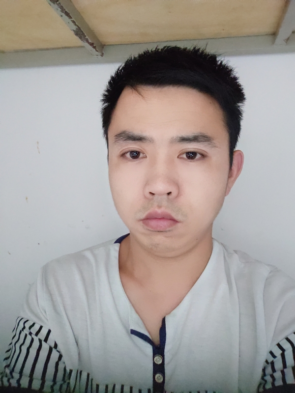 老男孩的第二张照片--大庆相亲服务中心