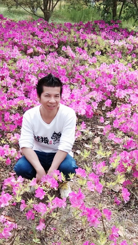 云淡风轻的第一张照片--大庆相亲服务中心