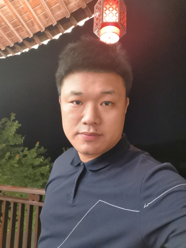 耿直boy的第一张照片--大庆相亲服务中心